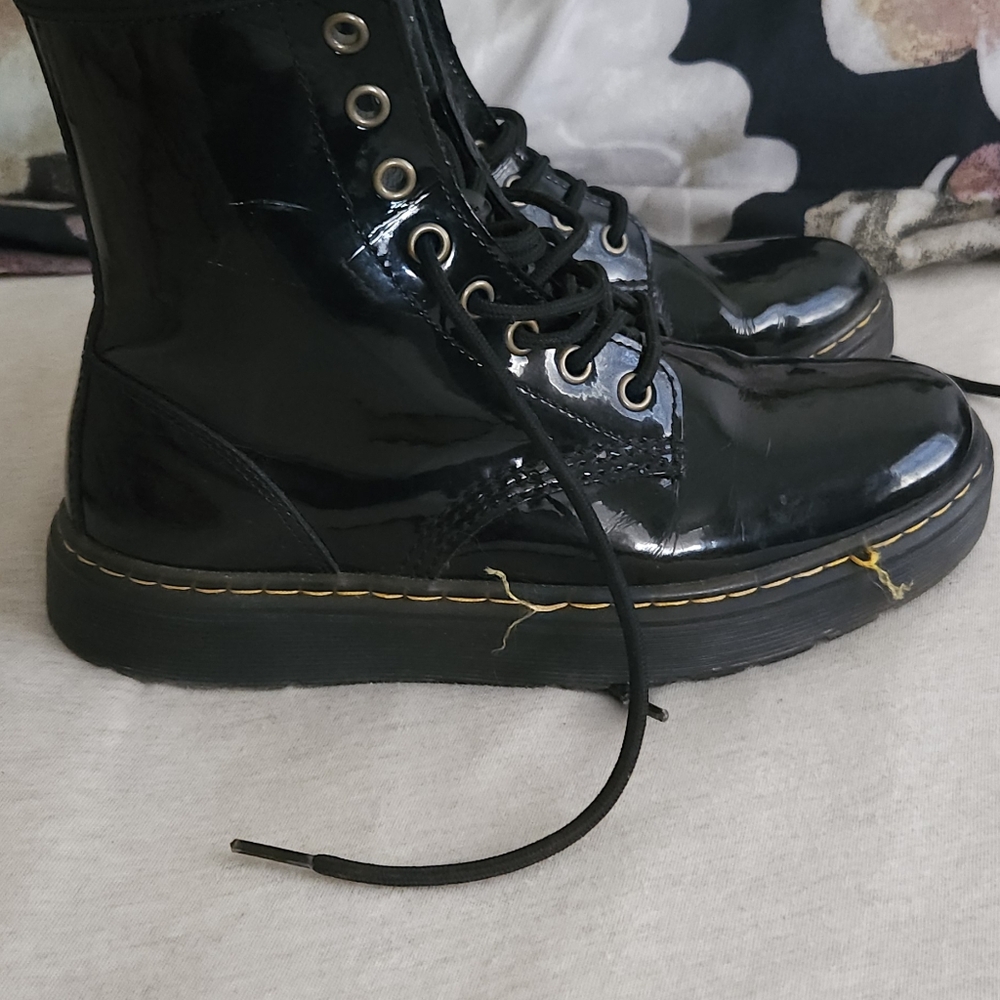 Doc. Martens - Picture 6 of 9